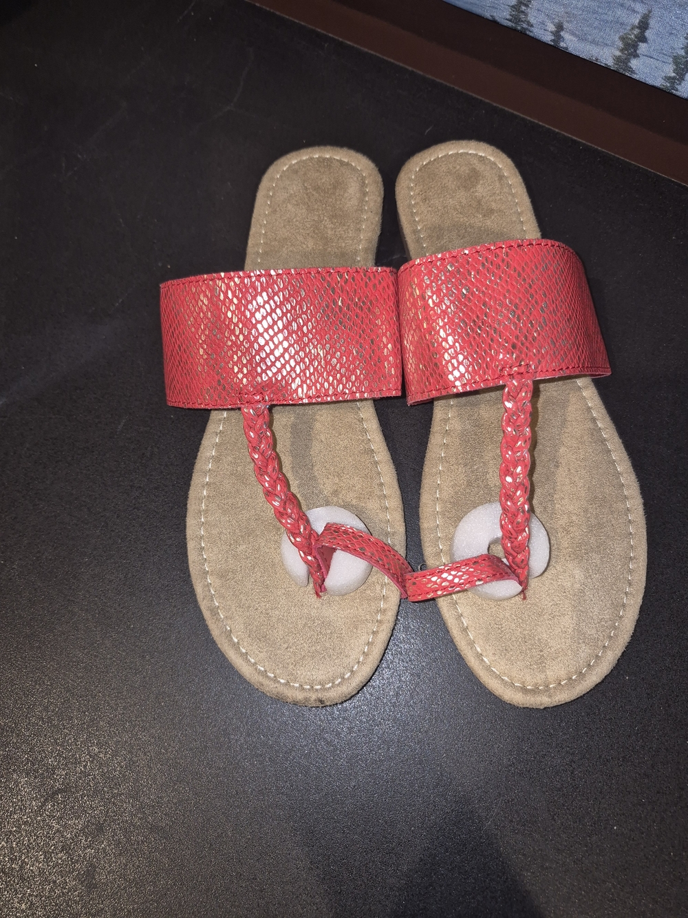 New Vibrant Coral Snake-Embossed Boho Chic Flat Thong Sandals size 8
